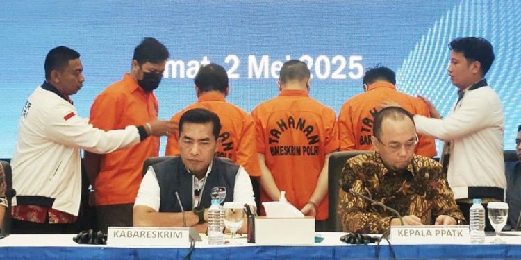 Hukuman pelaku judi online: Penjara dan denda miliaran rupiah