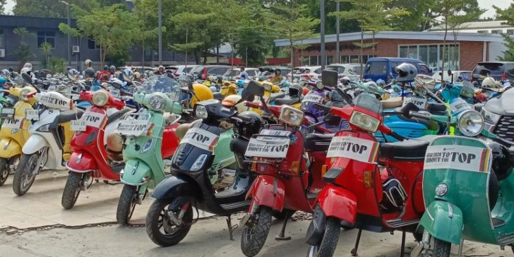 Budaya klakson antar pengguna vespa yang mulai hilang seiring perkembangan zaman