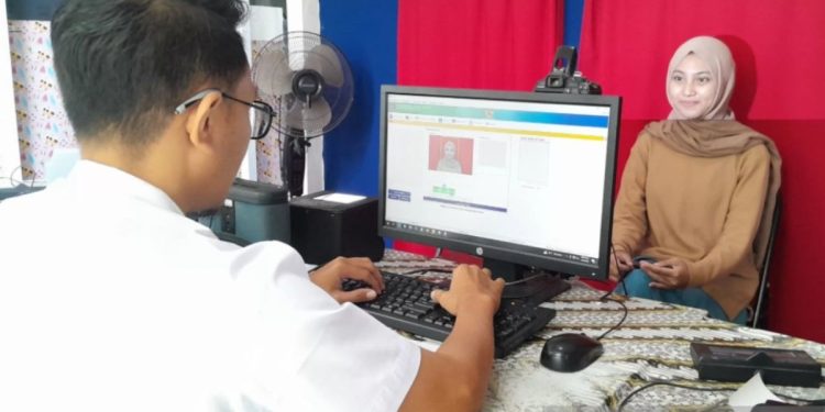 Syarat dan langkah mengganti alamat KTP online tahun 2025