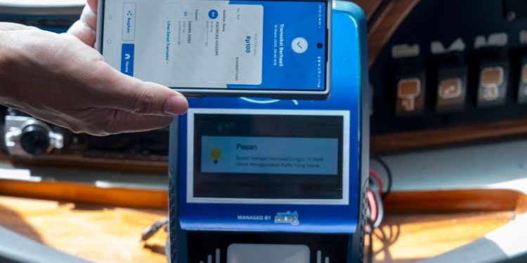 Perbedaan QRIS dan GPN serta alasan pentingnya kedua sistem pembayaran tersebut