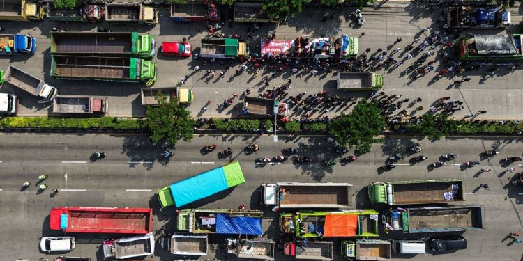 Penjelasan ODOL dalam aksi demonstrasi sopir truk dan tuntutannya