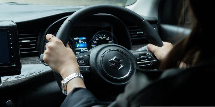 Menerapkan eco driving untuk menghemat BBM dan memperpanjang umur kendaraan