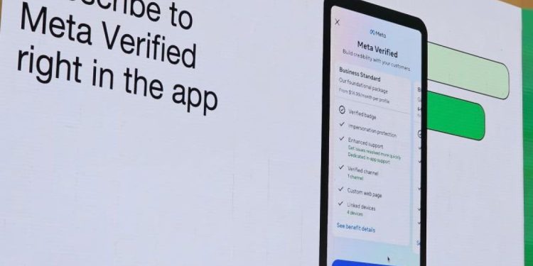 WhatsApp biasa dibandingkan WhatsApp Business: Pahami perbedaannya sesuai kebutuhan