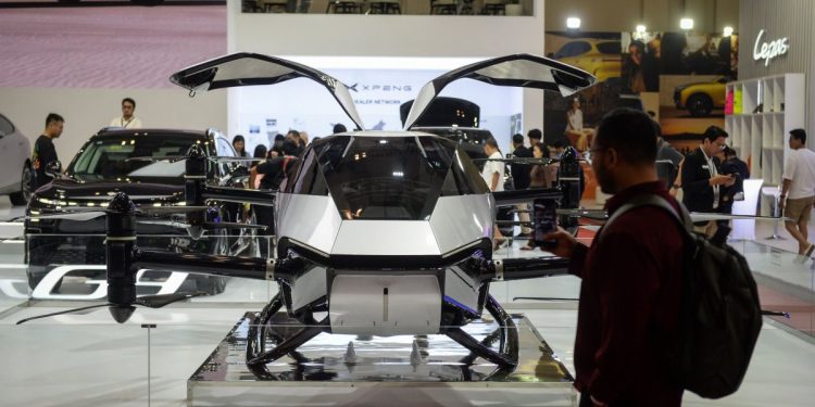 Daftar lengkap merek dan mobil terbaru di GIIAS 2025