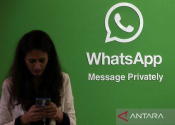 Membaca pesan WhatsApp tanpa membuka obrolan