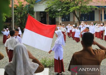 Aturan dan tata cara pengibaran bendera Merah Putih pada HUT ke-80 RI