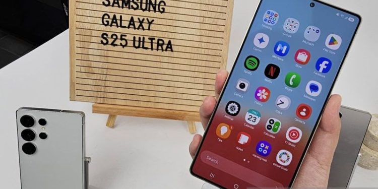 Pembaruan One UI 8 siapkan ponsel yang kebagian upgrade sistem operasi terbaru