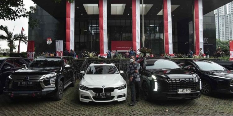 22 Kendaraan Mewah Disita KPK Terkait OTT Wamenaker