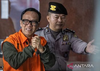 Berapa total harta kekayaan Immanuel Ebenezer?