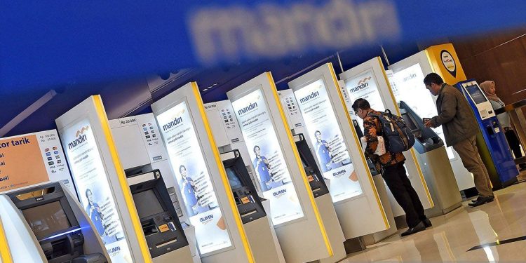 Cara tarik tunai tanpa kartu fisik di ATM Bank