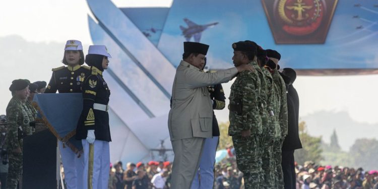 Profil 6 purnawirawan TNI yang mendapatkan pangkat bintang tiga dari Presiden Prabowo