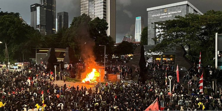 Persiapkan hal wajib ini sebelum ikut demo agar tidak salah langkah