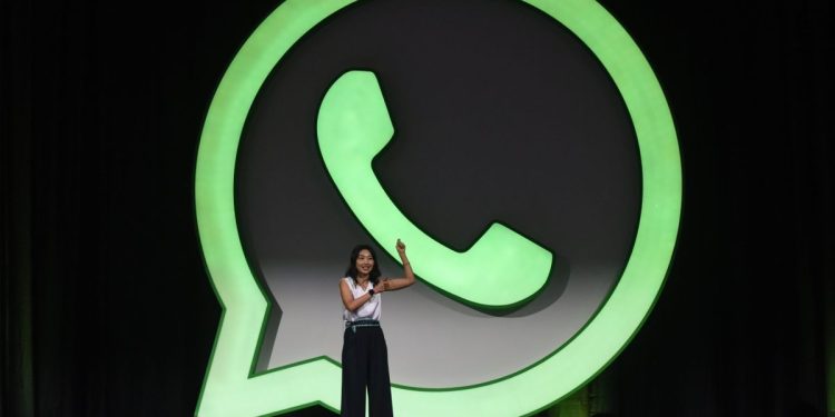 Kloning Aplikasi WhatsApp di Android dan iPhone