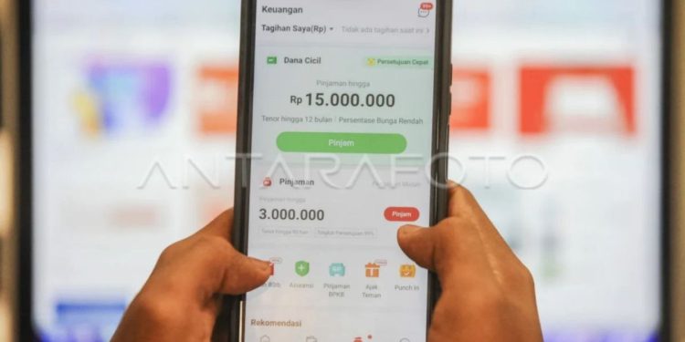 Alasan Gen Z lebih memilih Paylater ketimbang kartu kredit