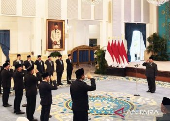 Pengertian dan dasar hukum reshuffle kabinet di Indonesia