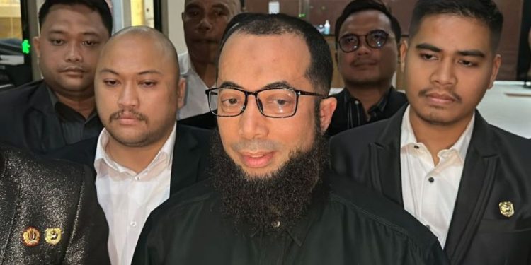 Profil Khalid Basalamah sebagai saksi dalam kasus dugaan korupsi kuota haji