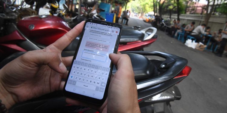 Cara dan syarat membuat SKCK online di aplikasi kepolisian 2025