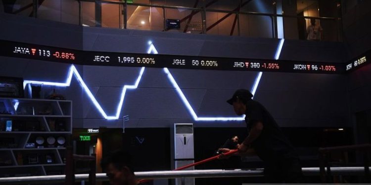 7 kesalahan umum dalam investasi saham yang sebaiknya dihindari
