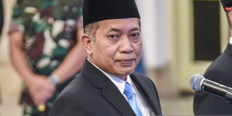 Sosok Ferry Juliantono pengganti Budi Arie sebagai menteri koperasi baru