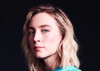 Saoirse Ronan memerankan sosok Linda McCartney dalam biopik tentang The Beatles