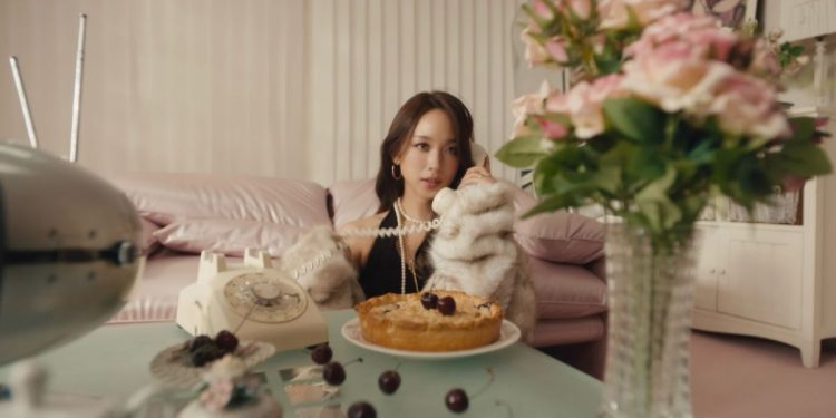 Lirik lagu Love So Sweet dari debut solois Dita Karang