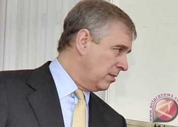 Keluarga Giuffre komentari kehilangan gelar Pangeran Andrew