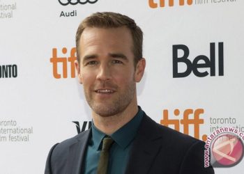 Lelang Benda Kesayangan Dawson’s Creek oleh James Van Der Beek, Apa Saja?