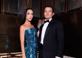 Apakah Bandaids menceritakan kisah Katy Perry dan Orlando Bloom?