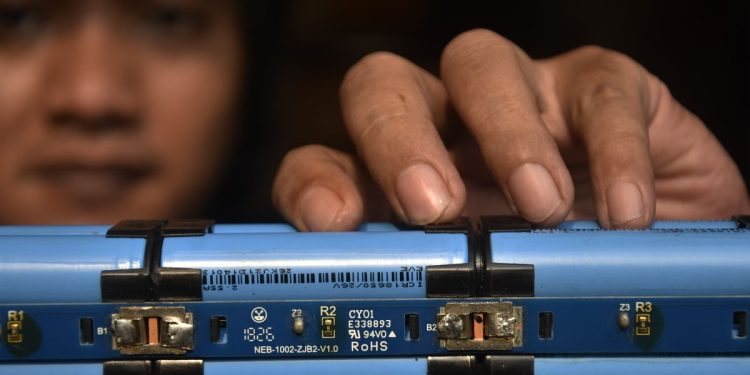 Faktor penyebab dan cara mencegah baterai lithium meledak