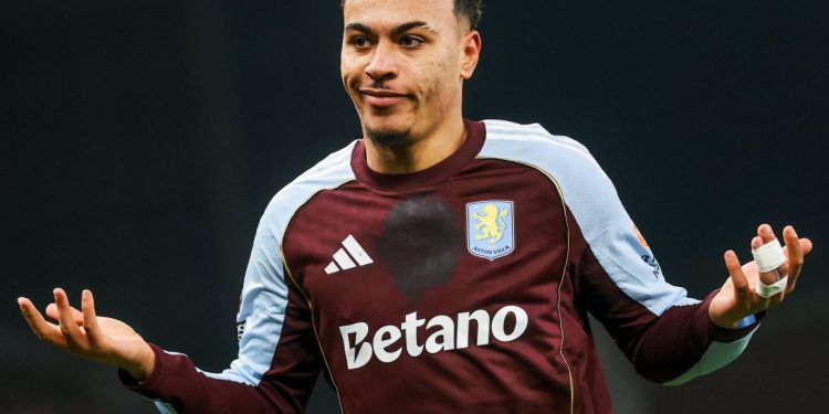 Morgan Rogers cetak dua gol kontra United, Emery apresiasi penampilannya