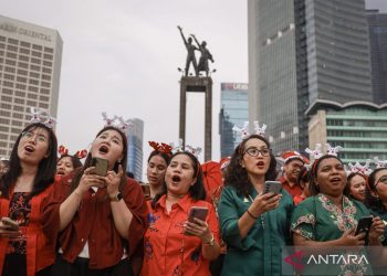 Lirik lagu We Wish You A Merry Christmas dan Selamat Tahun Baru